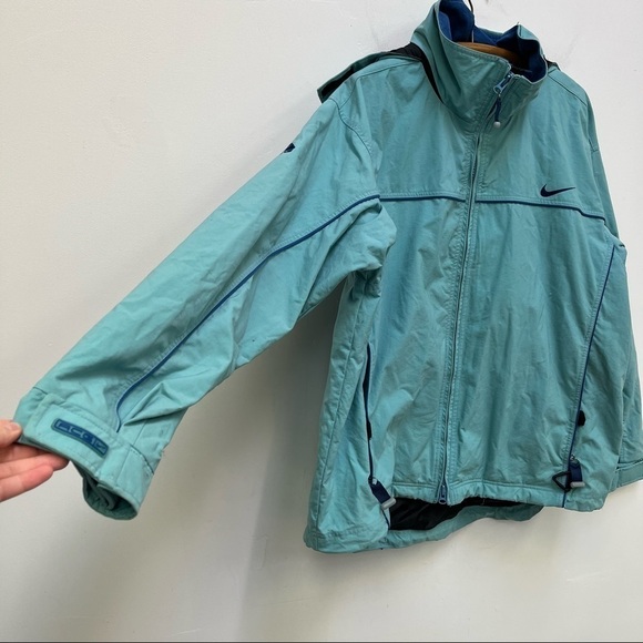 Nike ACG Jacket - Picture 2 of 7